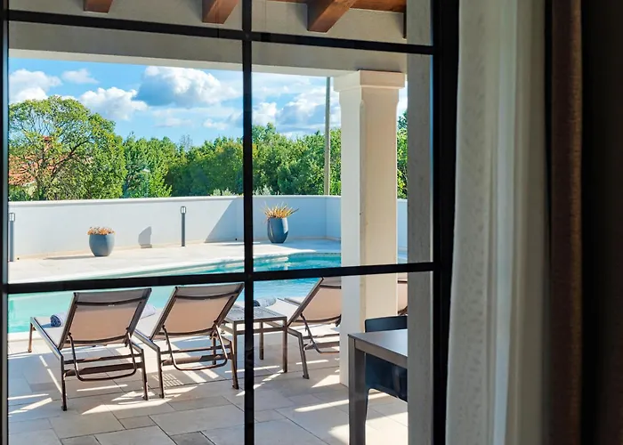 Βίλα Paronich Barban